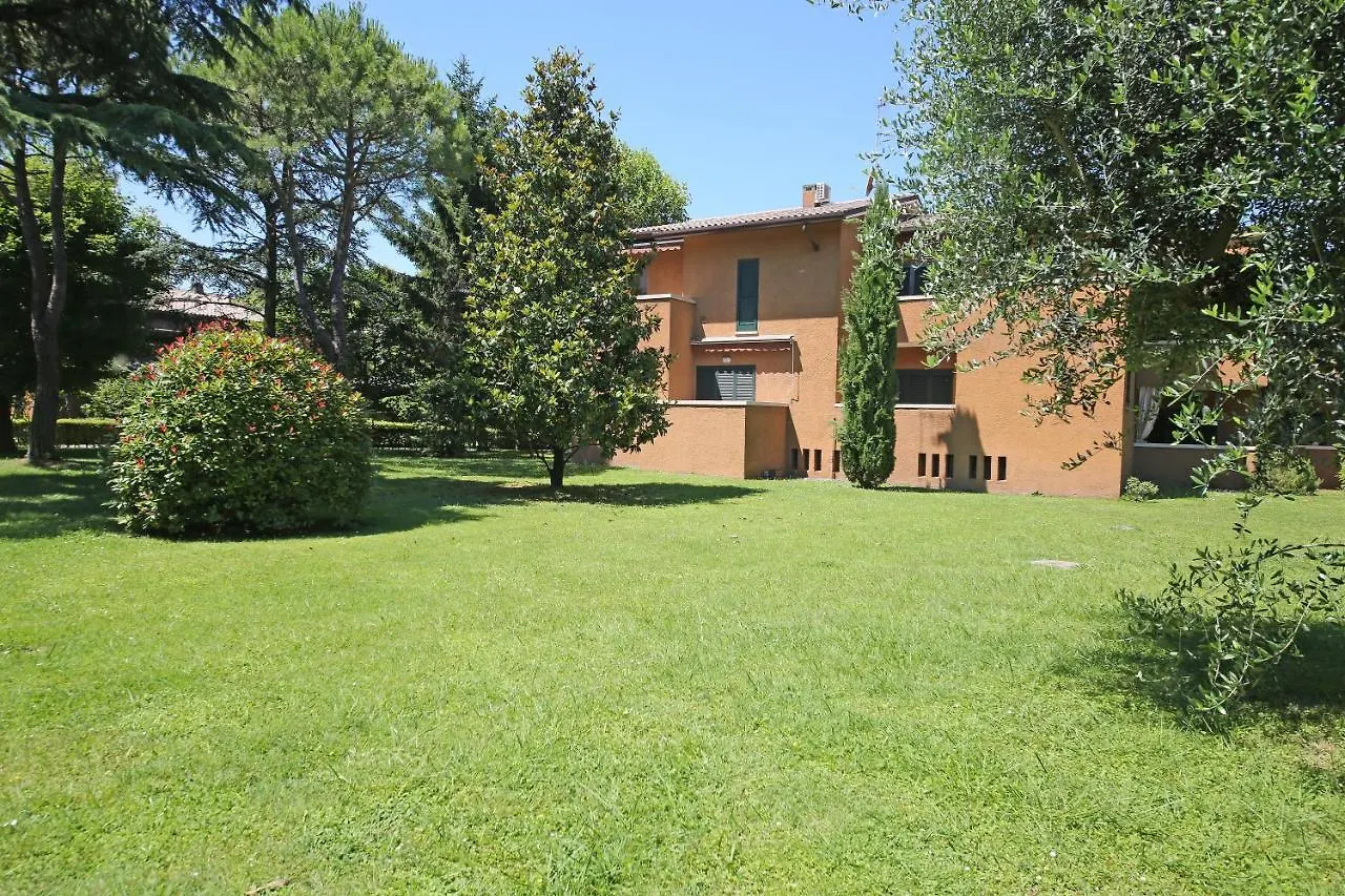 Appartamenti Punta Gro Sirmione 2*,  Olaszország